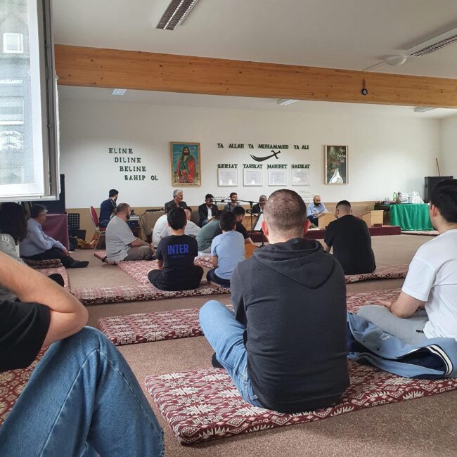 C677F563-BC5C-4C1D-8F9A-BBEFA8195129